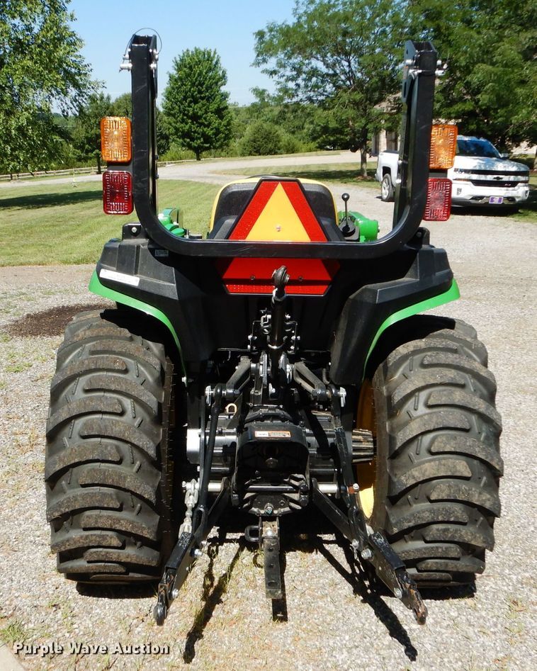 image for item JX9129 2019 John Deere 3025E  MFWD tractor