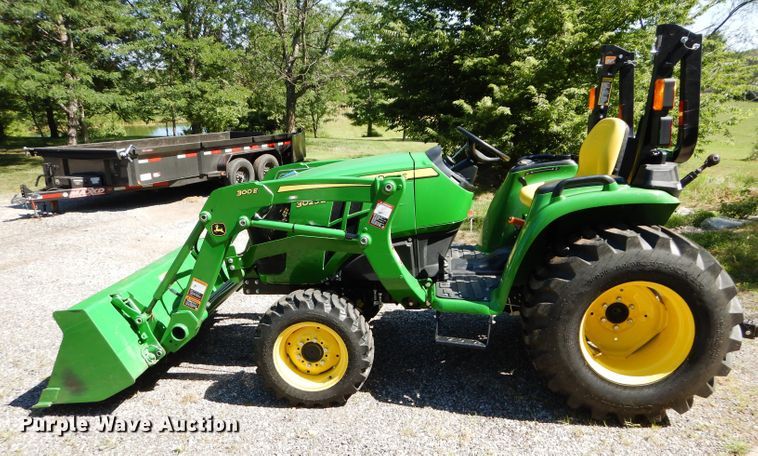 image for item JX9129 2019 John Deere 3025E  MFWD tractor