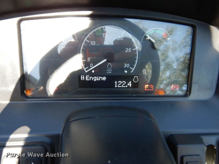 image for item JX9129 2019 John Deere 3025E  MFWD tractor