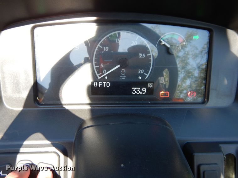 image for item JX9129 2019 John Deere 3025E  MFWD tractor