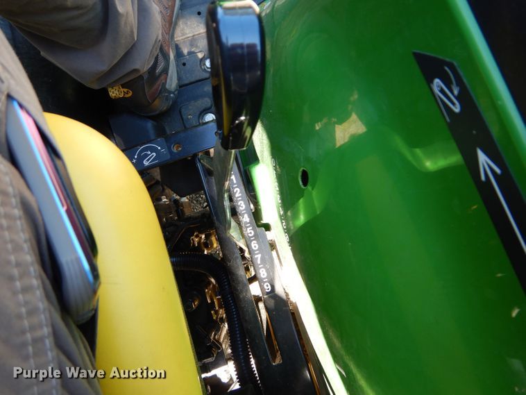 image for item JX9129 2019 John Deere 3025E  MFWD tractor