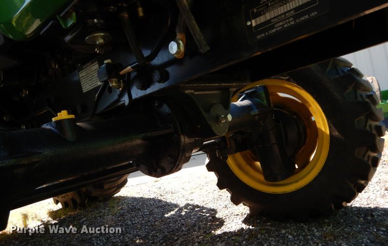 image for item JX9129 2019 John Deere 3025E  MFWD tractor