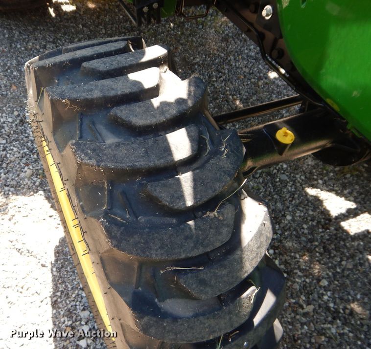 image for item JX9129 2019 John Deere 3025E  MFWD tractor