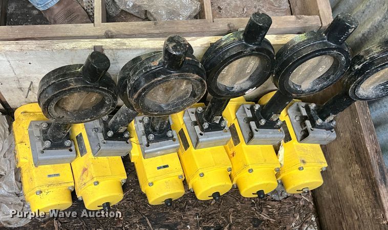 image for item JX9259 (14) pallets of pipe fittings