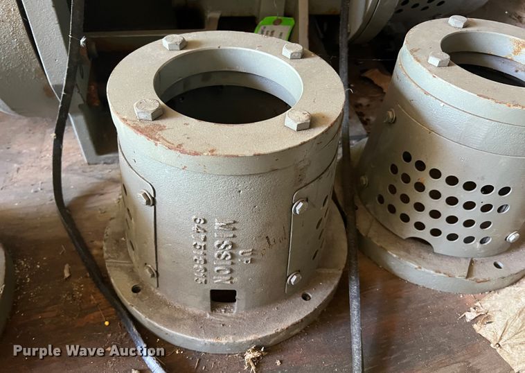 image for item JX9262 Toolbox and pump