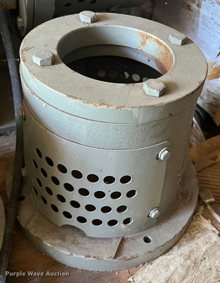 image for item JX9262 Toolbox and pump