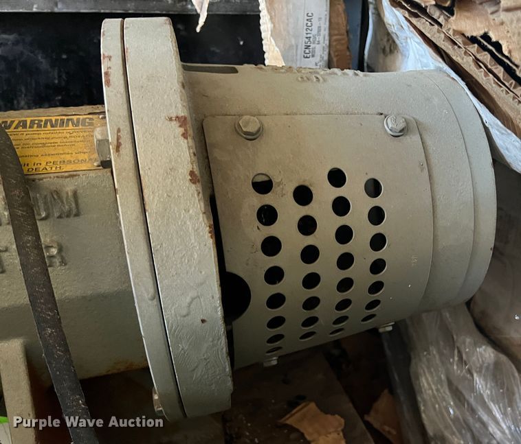 image for item JX9262 Toolbox and pump