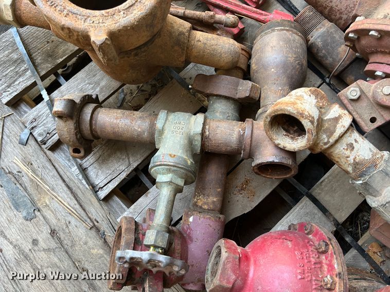 image for item JX9265 Pipe valves