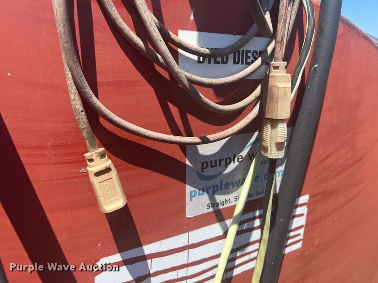 image for item JX9311 (2) fuel tanks