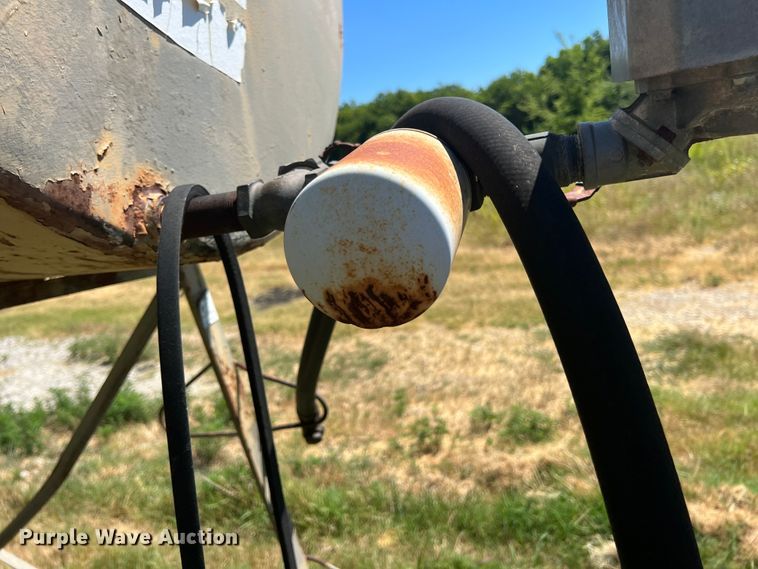 image for item JX9340 Fuel tank