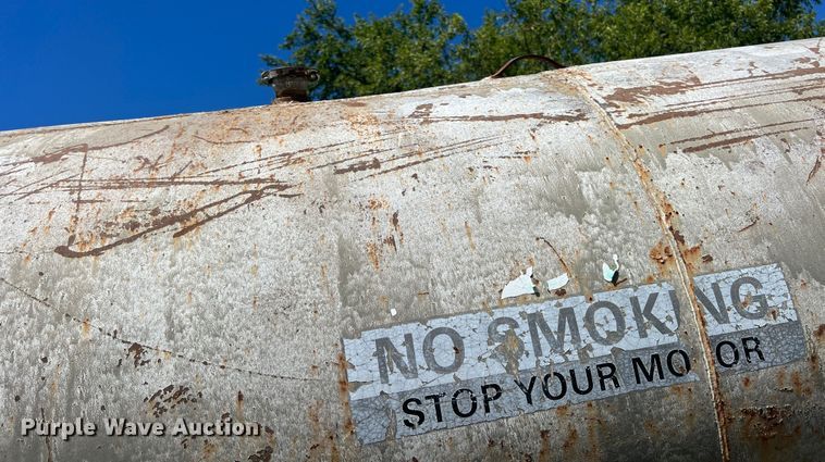 image for item JX9340 Fuel tank