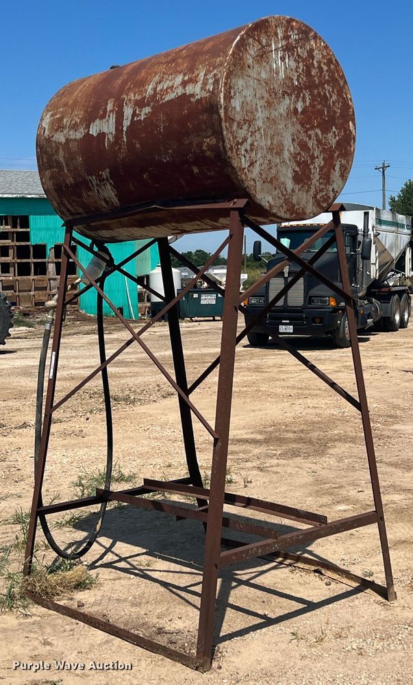 image for item JX9362 Fuel tank