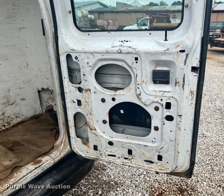image for item KC9944 2004 Ford E250  van