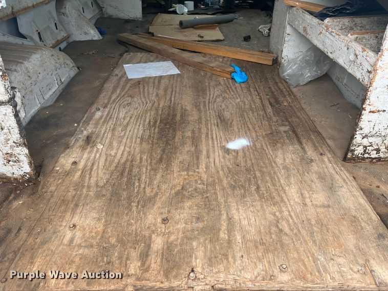 image for item KC9944 2004 Ford E250  van