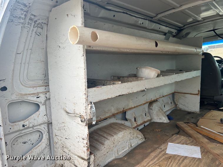 image for item KC9944 2004 Ford E250  van