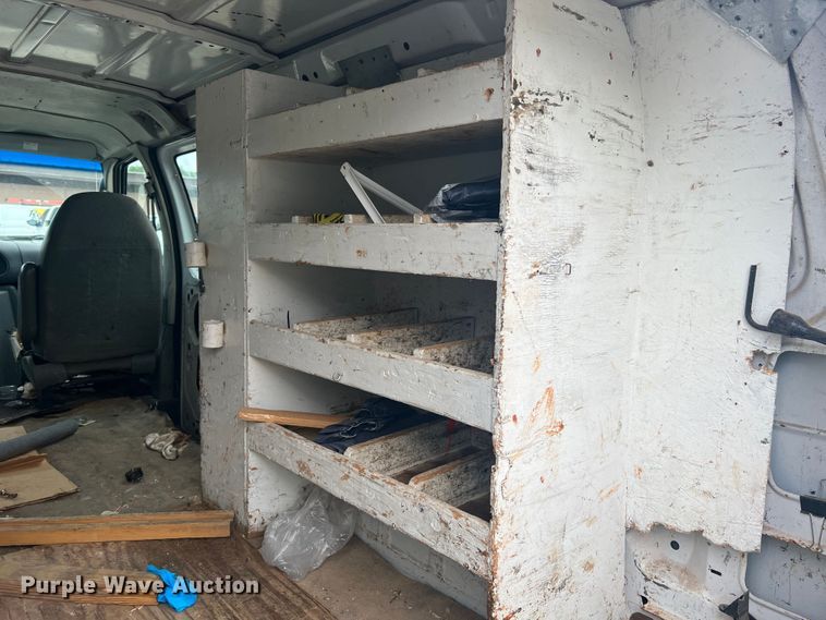 image for item KC9944 2004 Ford E250  van