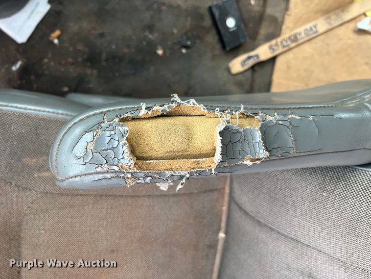 image for item KC9944 2004 Ford E250  van