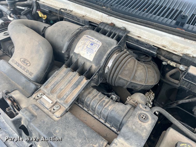 image for item KC9944 2004 Ford E250  van