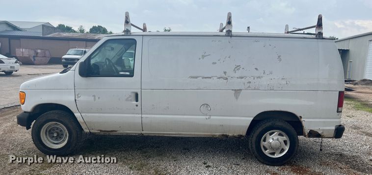 image for item KC9945 2003 Ford E250  van