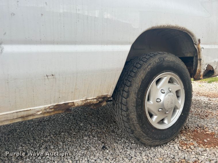 image for item KC9945 2003 Ford E250  van