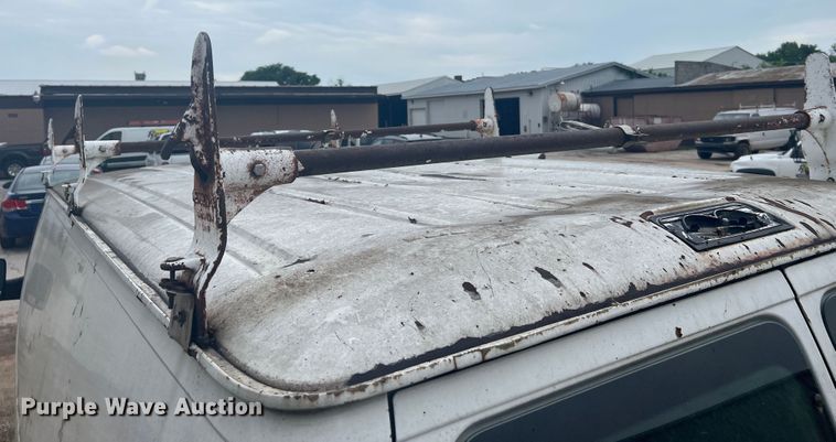 image for item KC9945 2003 Ford E250  van