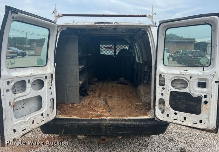 image for item KC9945 2003 Ford E250  van