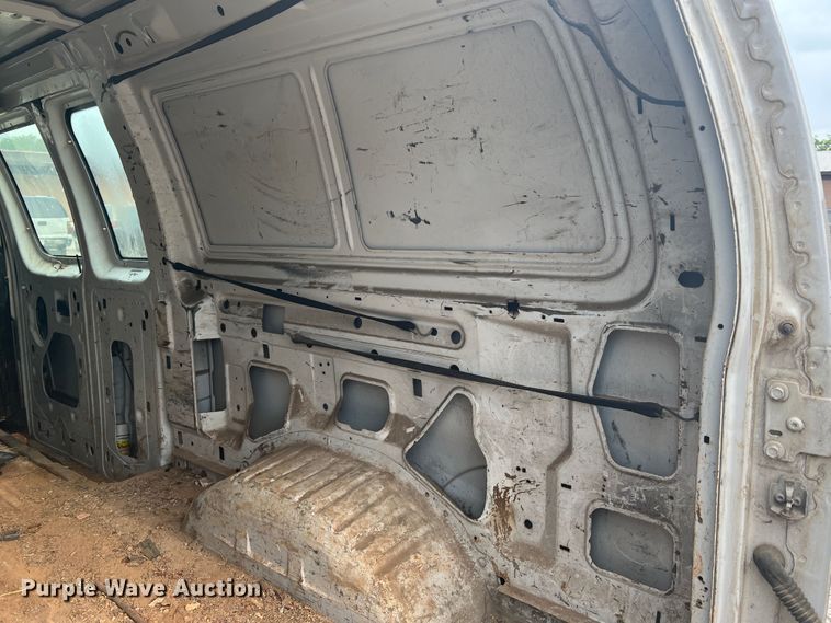 image for item KC9945 2003 Ford E250  van