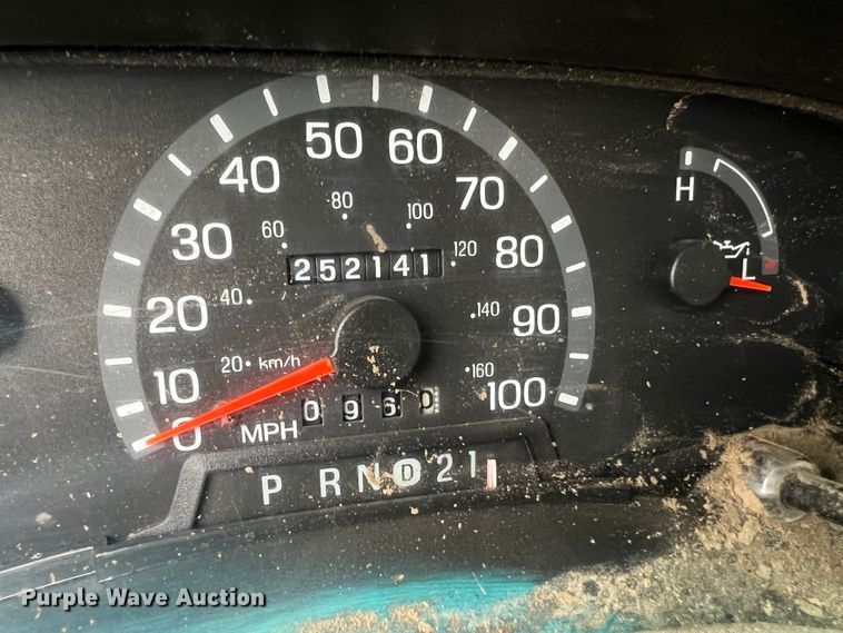 image for item KC9945 2003 Ford E250  van