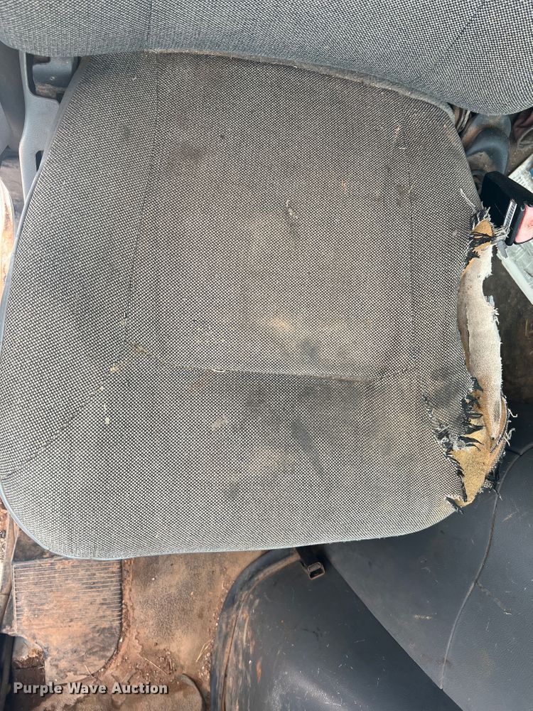 image for item KC9945 2003 Ford E250  van