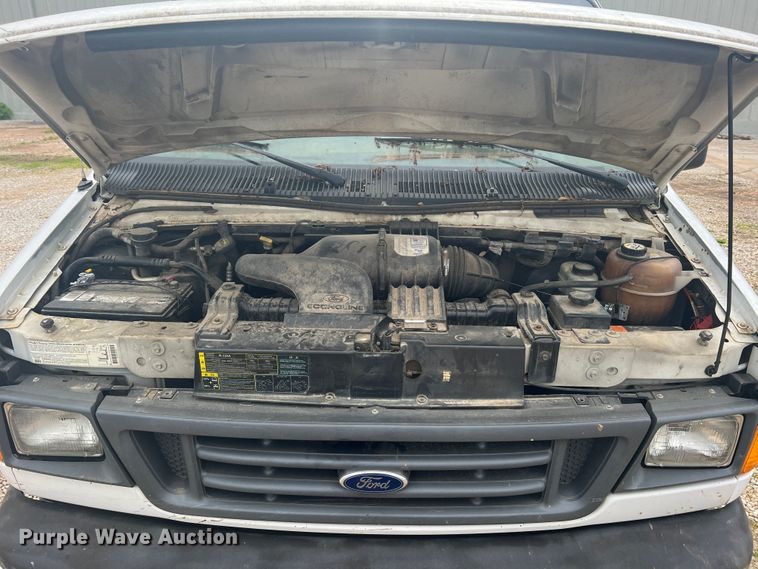 image for item KC9945 2003 Ford E250  van