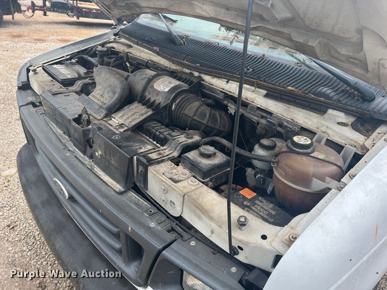 image for item KC9945 2003 Ford E250  van