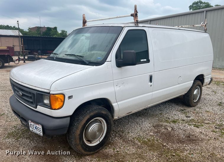 image for item KC9946 2006 Ford E250  van