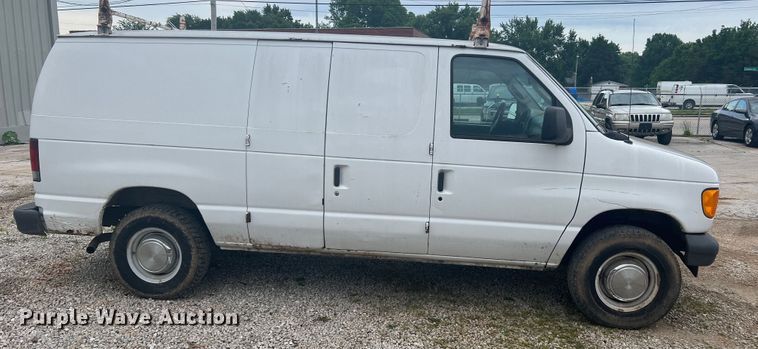 image for item KC9946 2006 Ford E250  van