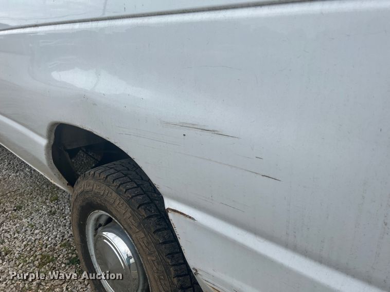 image for item KC9946 2006 Ford E250  van