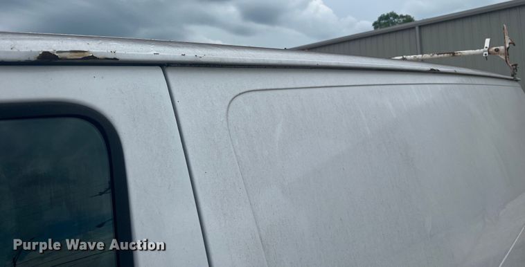 image for item KC9946 2006 Ford E250  van