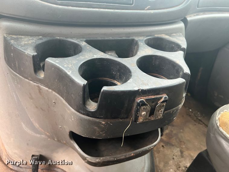 image for item KC9946 2006 Ford E250  van