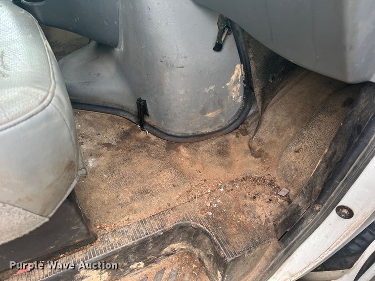 image for item KC9946 2006 Ford E250  van