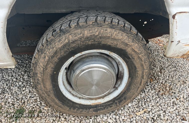 image for item KC9946 2006 Ford E250  van