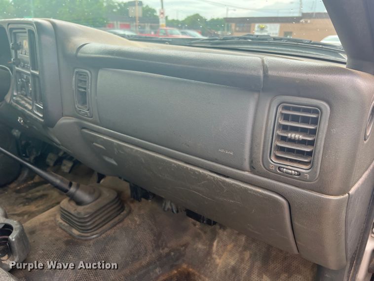 image for item KC9947 2006 Chevrolet Silverado 1500  pickup truck