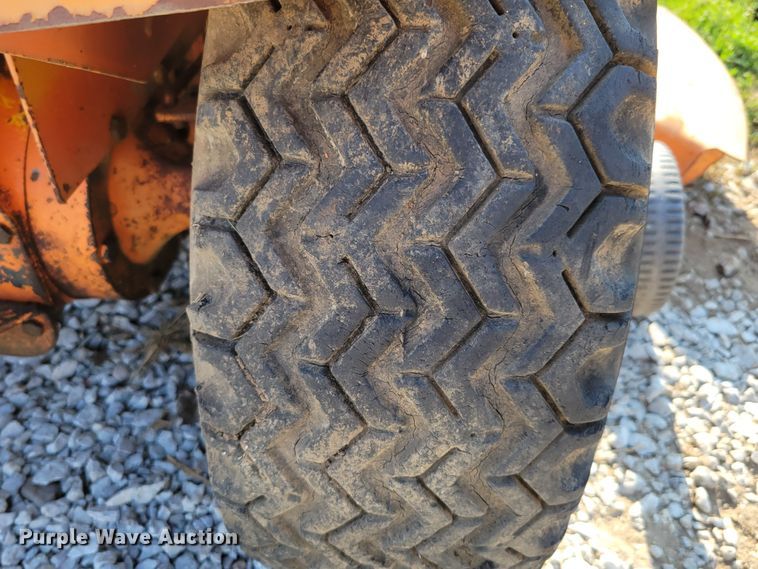 image for item KD9817 International Harvester Cub Cadet 1200  lawn mower