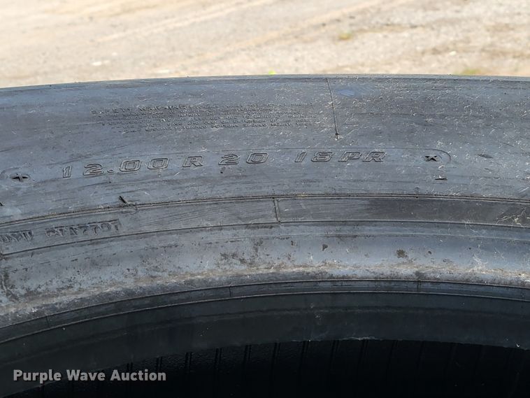 image for item KD9832 (6) Firestone 12.00R20 tires