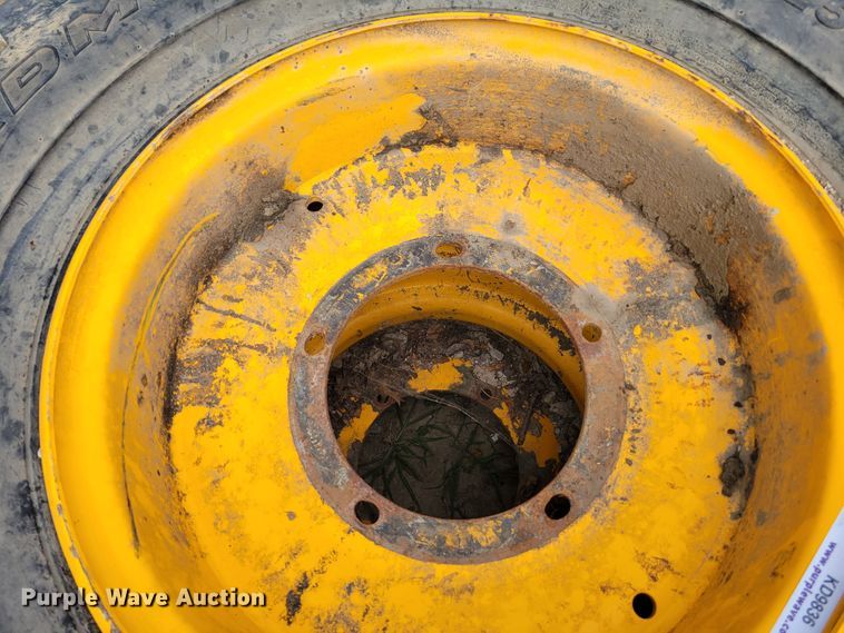 image for item KD9836 (2) Loadmaster 17.5-25 tires and wheels