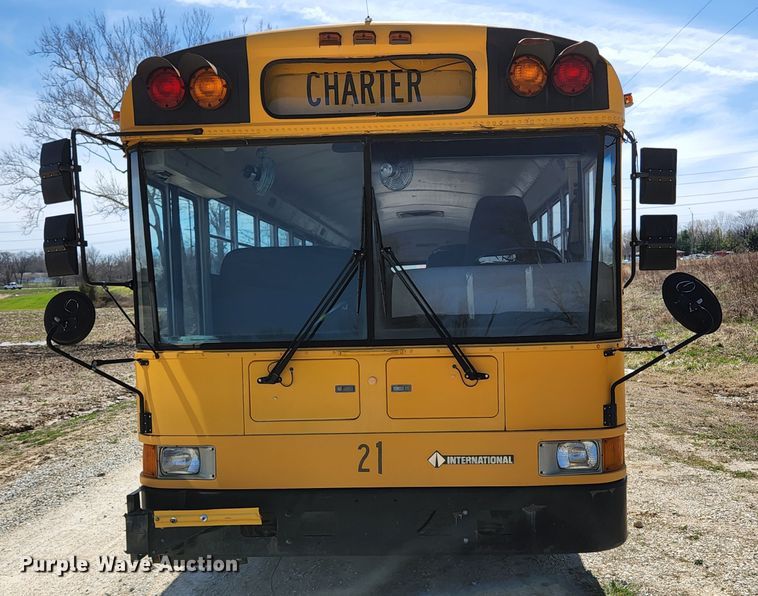 image for item KE9873 2001 International 3800 AmTran  school bus