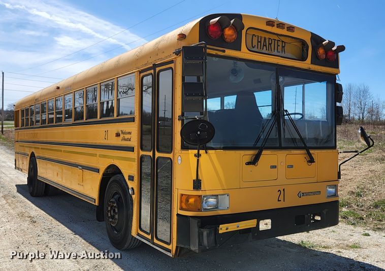 image for item KE9873 2001 International 3800 AmTran  school bus