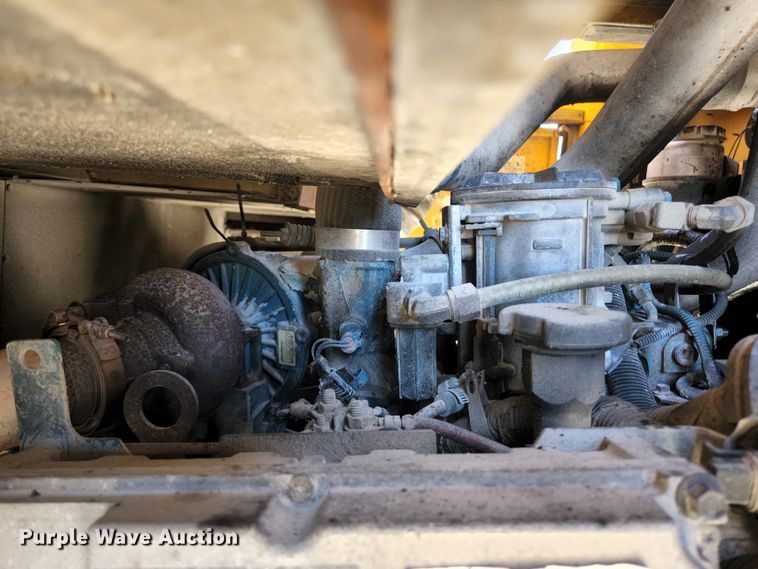 image for item KE9873 2001 International 3800 AmTran  school bus