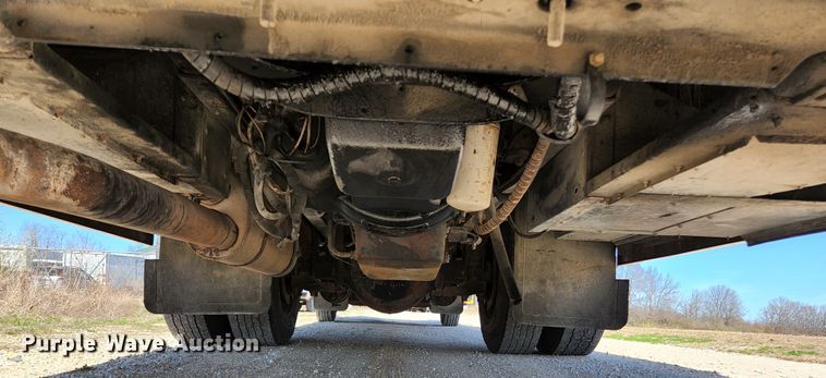 image for item KE9873 2001 International 3800 AmTran  school bus