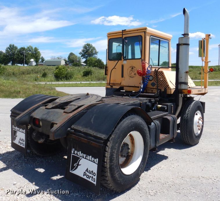 image for item KF9636 1994 Capacity TJ5000  yard truck