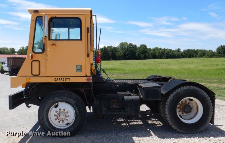 image for item KF9636 1994 Capacity TJ5000  yard truck