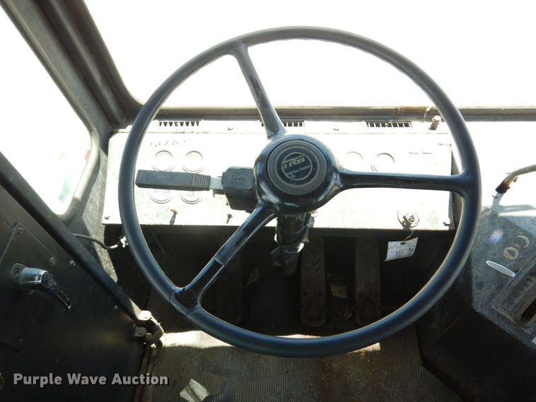 image for item KF9636 1994 Capacity TJ5000  yard truck