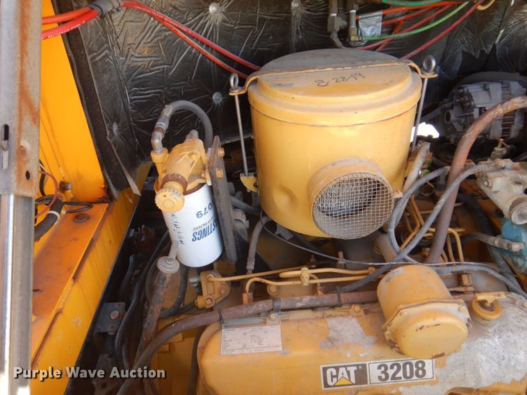 image for item KF9636 1994 Capacity TJ5000  yard truck